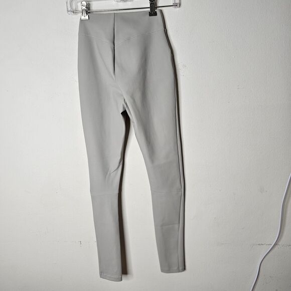 NWOT RARE Daisy Gray Taupe Zip-Up Front Stitch Design Leggings Nylon Spandex S - Picture 3 of 8